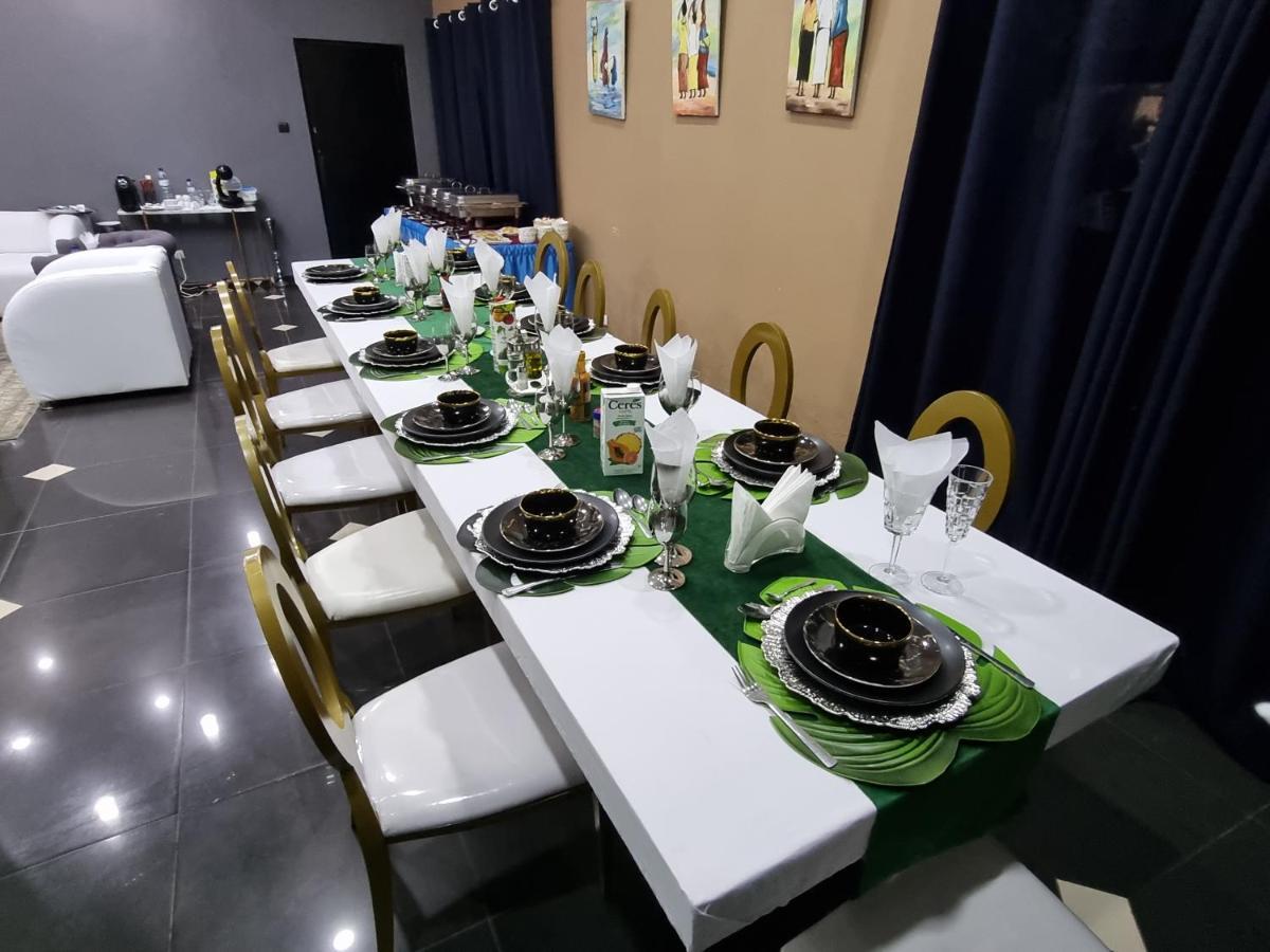 Milpark Hotel Cafumpe Luaran gambar