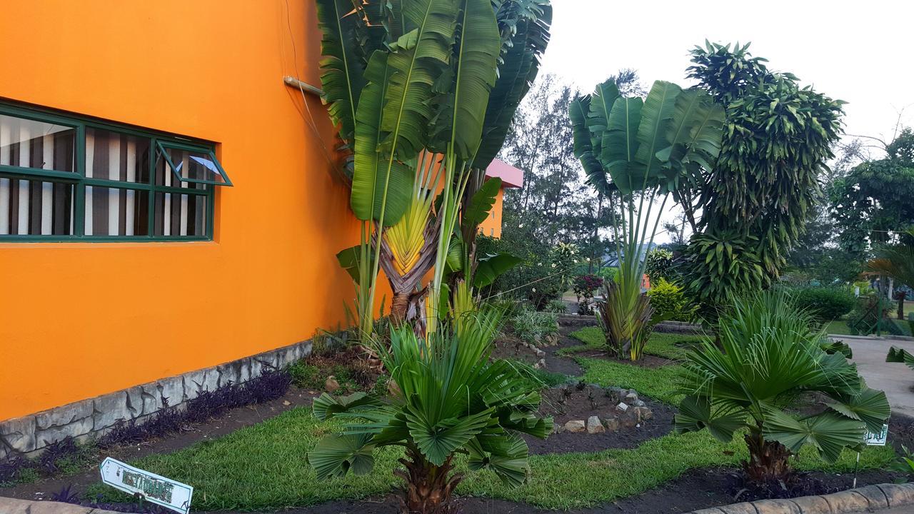 Milpark Hotel Cafumpe Luaran gambar